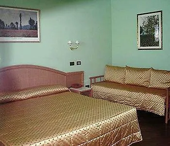 Hotel Le Ville Modène Italie